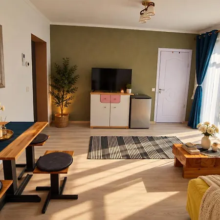Pomiculturii 6 - Stylish 1br 아파트